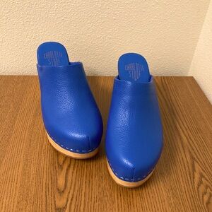 Charlotte Stone Marlo Clogs